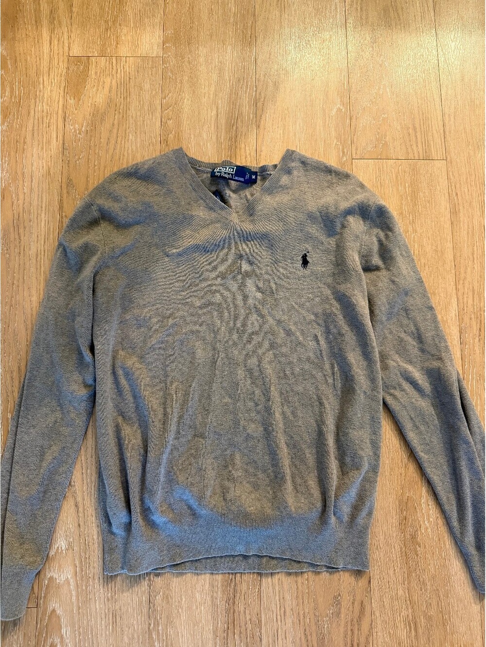 Polo by Ralph Lauren Men's Medium Gray V-Neck Sweater 100% Pima Cotton